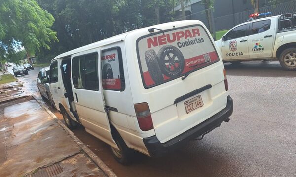 Interceptan furgón y roban más de 60 celulares de alta gama