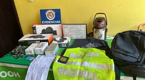 Caso Interpol: allanan casa de la pareja de uno de los policías investigados