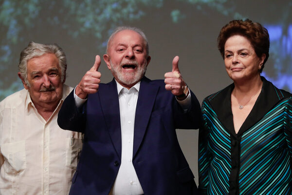 Brasil capta 1.700 millones de dólares del banco de los BRICS para proyectos verdes - MarketData
