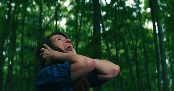 La Nación / Julia Roberts vuelve con el apocalipsis de “Dejar el mundo atrás”