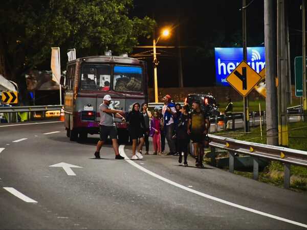 Festividad de Caacupé: Desde las 12:00 se libera el horario de los buses - trece