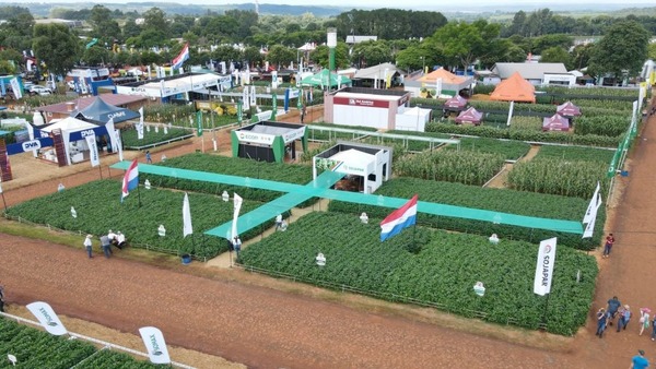 Experiencias positivas de productores con SOJAPAR fortalece presencia en Agrodinámica