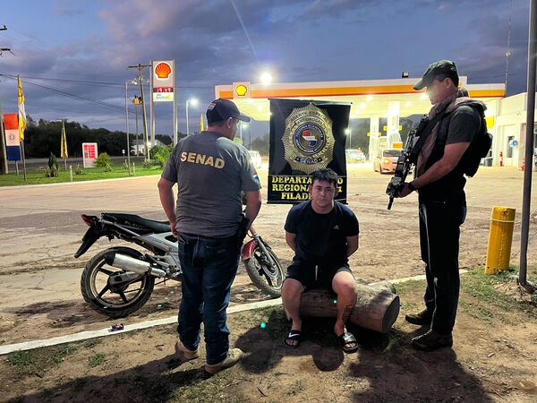 Diario HOY | Sorprenden a delivery de cocaína mientras aguardaba a cliente