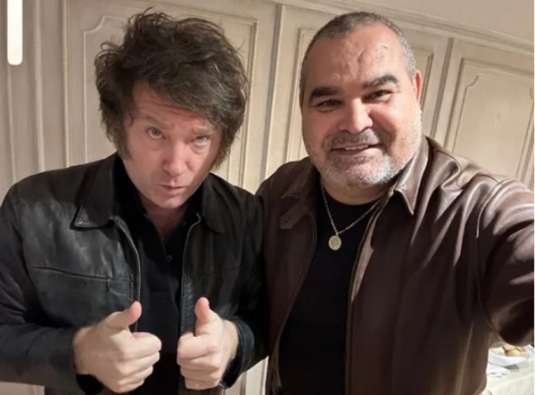 Chilavert y sus aspiraciones políticas: amistad con Milei y lucha contra la corrupción