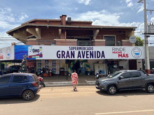Supermercado Gran Avenida celebra 23 años de servicio