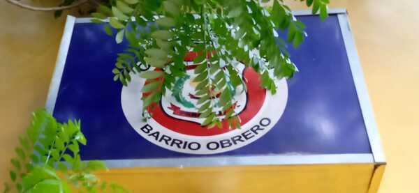 Delincuentes hurtan en una tienda en barrio Obrero - Radio Imperio 106.7 FM