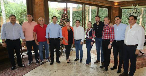 La Nación / Todos los proyectos de la bancada colorada fueron aprobados este año, resaltó Bachi Núñez