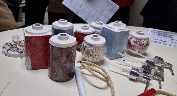 Incautan droga en regalos navideños: el destino era Francia - trece