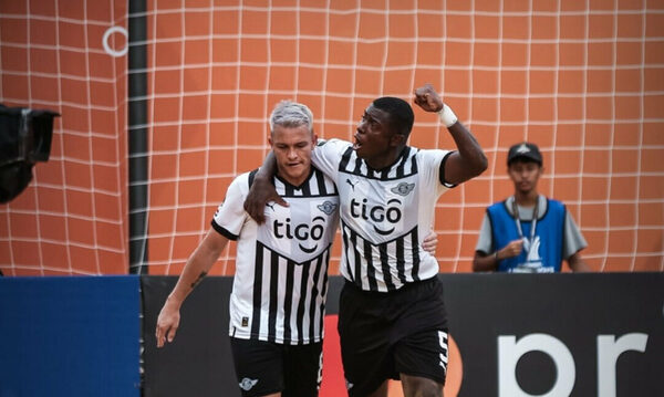 Versus / Con sufrimiento, Libertad se instaló en las semifinales de la Libertadores de Fútbol Playa