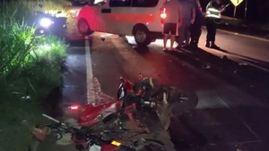 Peregrino fallece arrollado por una motocicleta y un automóvil - Noticias Paraguay