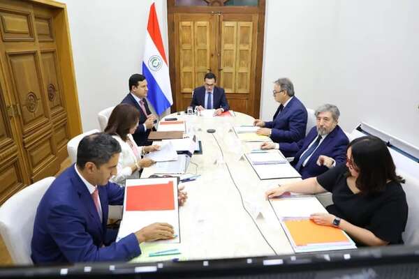 Gobierno de Peña hará la primera gran rotación en representaciones diplomáticas - Política - ABC Color