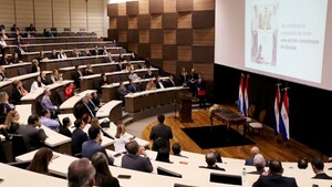 CGR advierte al Gobierno del peligro de aumentar deudas