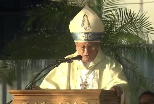 Caacupé: piden dialogar con Dios mediante la oración y recuerdan flaquezas de la familia y sociedad