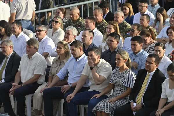 Obispo de Caacupé advierte a políticos y pide no tocar los fondos de IPS - Política - ABC Color