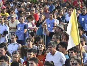 A los gritos, piden a Peña que se comprometa a no tocar dinero de los jubilados - Nacionales - ABC Color
