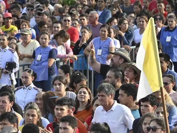 A los gritos, piden a Peña que se comprometa a no tocar dinero de los jubilados - Nacionales - ABC Color