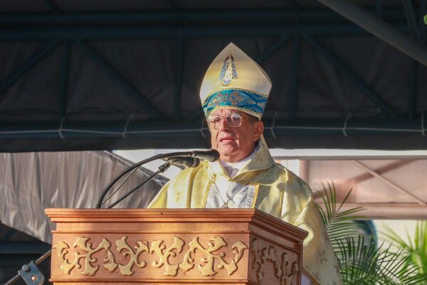 Caacupé: monseñor pidió luchar contra la violencia hacia la mujer - Unicanal