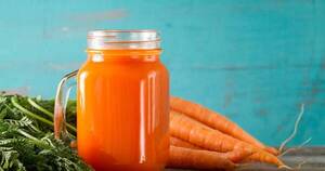 La Nación / Mix de vitaminas: beneficios del jugo de zanahoria, apio, manzana y limón