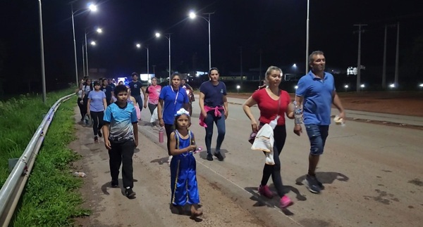 Exitosa 8ª Edición de la Peregrinación Juvenil: Una Noche de Fe y Caminata