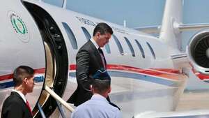 Tras la misa de  Caacupé, Peña viajó a Bs. As. para asunción de Milei - Política - ABC Color