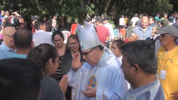 Monseñor Claudio Silvero describe el Santuario de Itacuá como un retazo de cielo en la tierra.