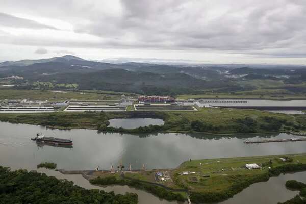El 2023: año en que la prolongada sequía disparó las alarmas en el canal de Panamá - Mundo - ABC Color