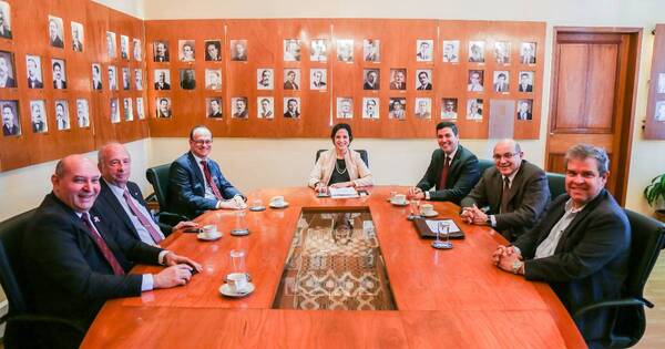 La Nación / Exministros habían catalogado como necesaria la Superintendencia de Pensiones