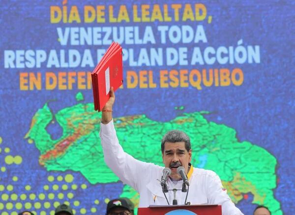 Maduro dice que muerte de militares guyaneses cerca de Venezuela es “mensaje del más allá” - Mundo - ABC Color