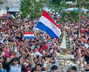 Caacupé: Peregrinación del movimiento Shoenstatt defiende la oración - Nacionales - ABC Color