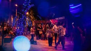 La Peatonal Bicentenario se viste de gala con luces navideñas - San Lorenzo Hoy