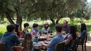 Familia es la película navideña que estrenará Netflix