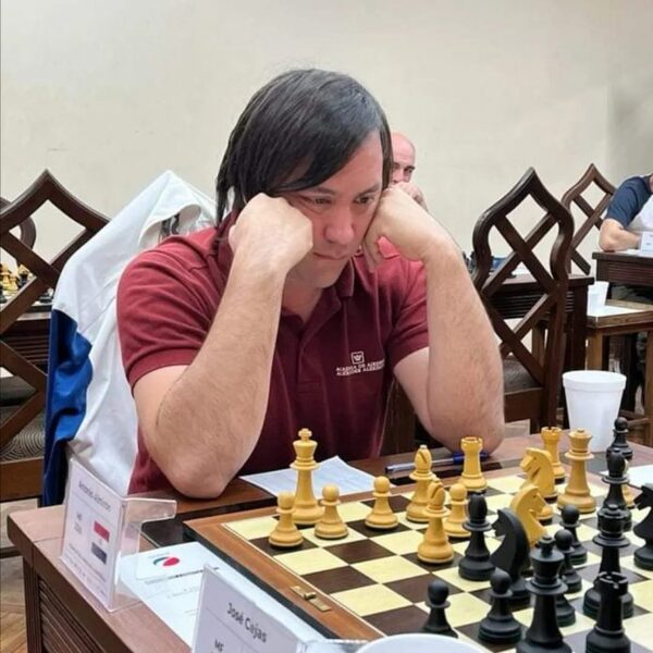 El Master FIDE Antonio Almirón ganó el torneo del Centro de la República Argentina