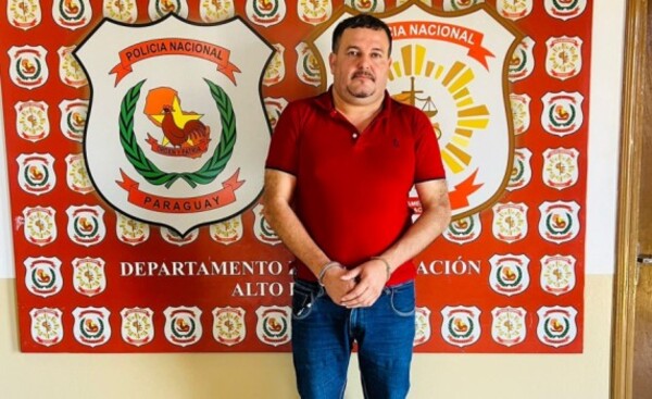 Cae hombre que registra cuatro órdenes de captura