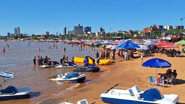 Crece movimiento turístico en Encarnación en la Playa San José - Nacionales - ABC Color