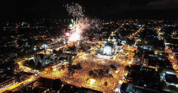 La Nación / La máxima fiesta de la fe del pueblo paraguayo