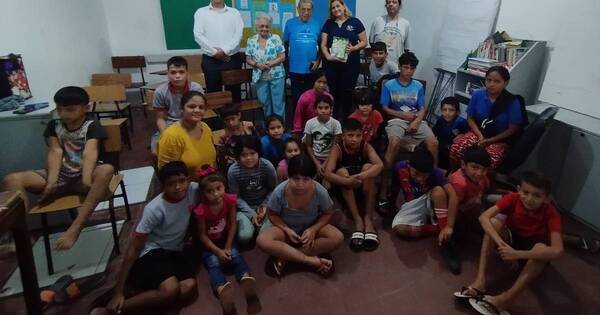 La Nación / Cuentos en Navidad visita Coronel Bogado y Concepción