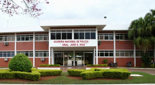 Cadetes denuncian que fueron torturados por alumnos de grado superior de la Academia de Policía - ADN Digital