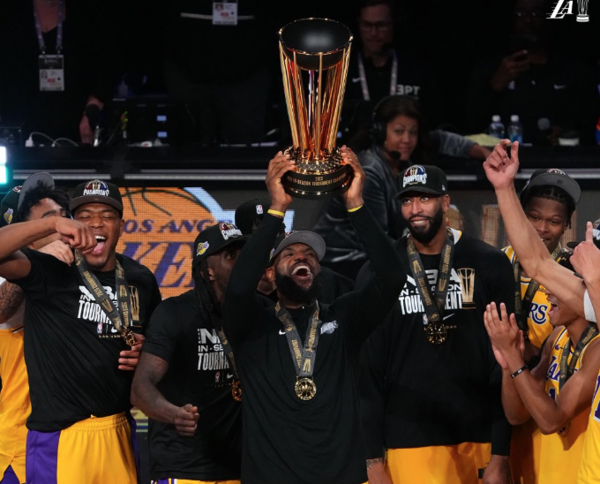 Versus / Los Lakers conquistan la primera Copa de la NBA con LeBron como MVP