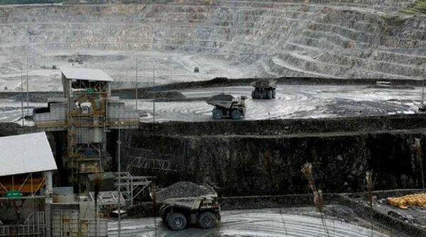 Empresa canadiense pide levantar bloqueos en accesos a mina de cobre en Panamá