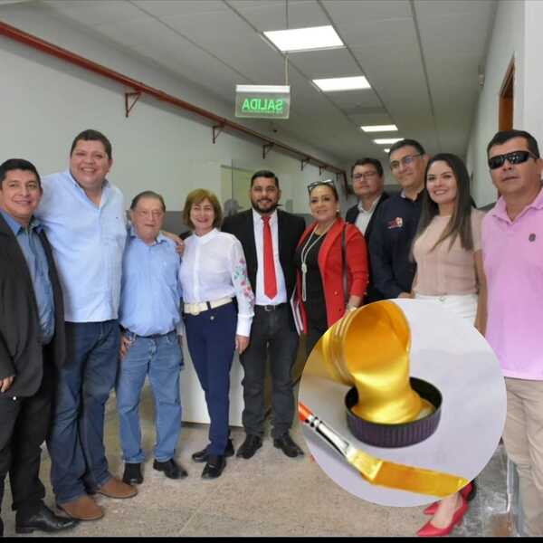 Amambay: Dos liberales apoyaron la pintura de "oro" del gobernador colorado Juancho Acosta
