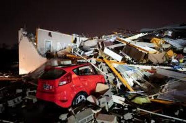 Tornados causan muertes y destrozos en EEUU | 1000 Noticias