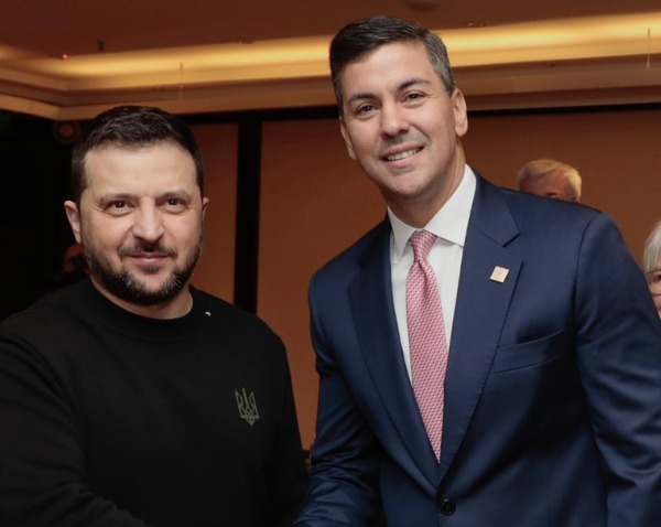 Peña reafirma compromiso por la paz en encuentro con Zelenski - ADN Digital