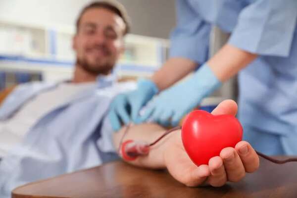 Stock crítico en el Centro de Sangre: urgen más donantes ante aumento de accidentes de tránsito - Nacionales - ABC Color