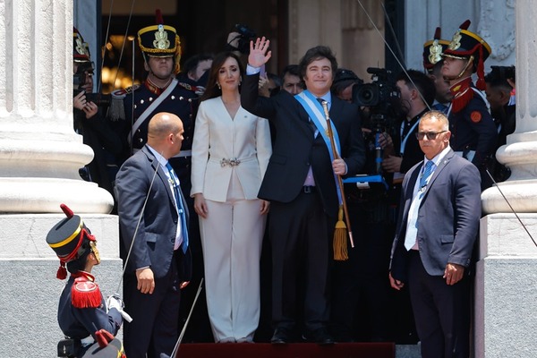 Javier Milei jura como presidente de Argentina - El Independiente