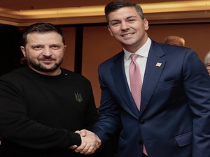 Peña se reunió con Zelenski y Noboa en Buenos Aires - La Tribuna