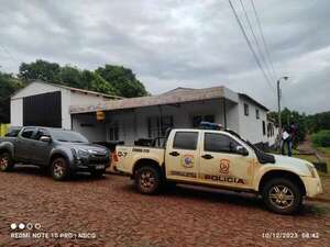 Banda de encapuchados toma por asalto residencia en Puerto Triunfo, Itapúa - Policiales - ABC Color