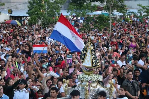 Octavario de la Virgen de Caacupé con masiva concurrencia - Nacionales - ABC Color