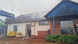 Incendio en Independencia está bajo control, según bomberos - Nacionales - ABC Color