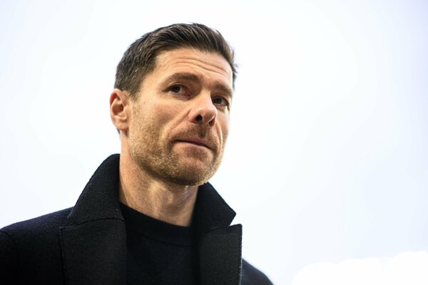 Versus / El Leverkusen empata ante el Stuttgart y desaprovecha el tropiezo del Bayern