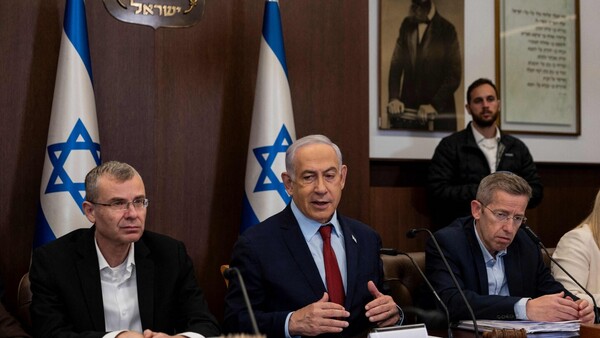 Netanyahu pide a a los combatientes de Hamás que se "rindan ahora"